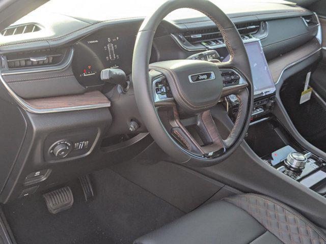 new 2025 Jeep Grand Cherokee car, priced at $59,276