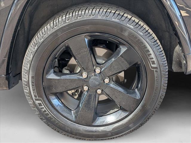 used 2015 Jeep Grand Cherokee car, priced at $12,250