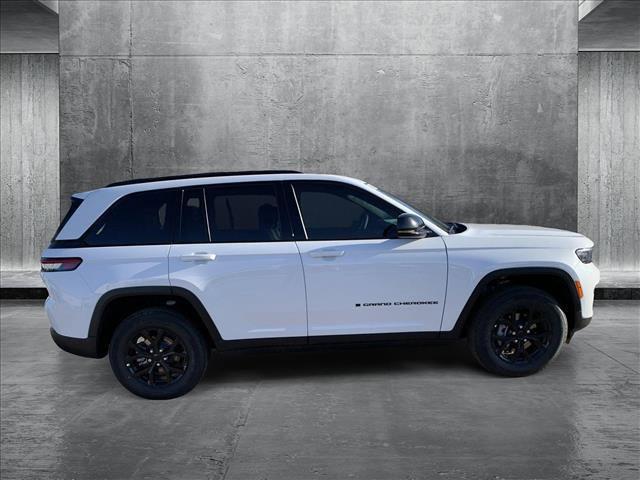 new 2025 Jeep Grand Cherokee car, priced at $42,584