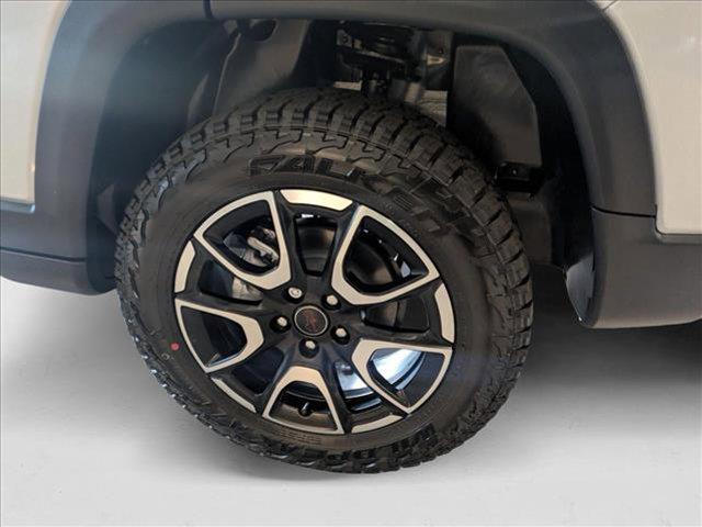 new 2025 Jeep Compass car, priced at $37,568