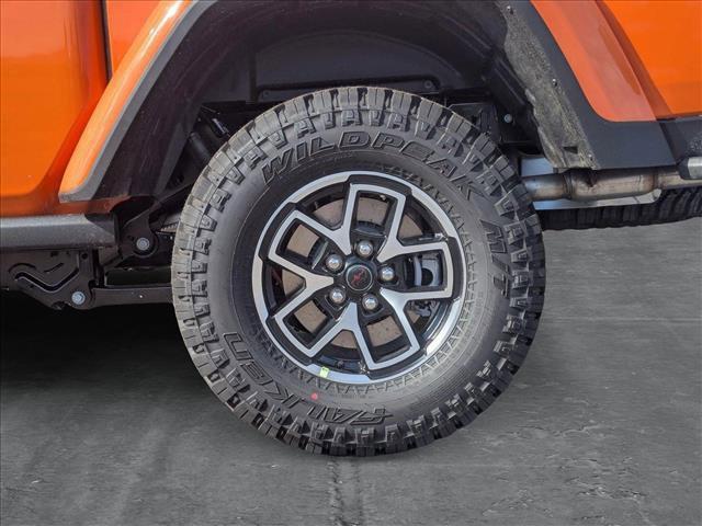 new 2025 Jeep Gladiator car, priced at $57,233