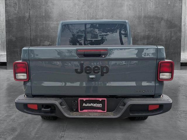 new 2025 Jeep Gladiator car, priced at $44,654