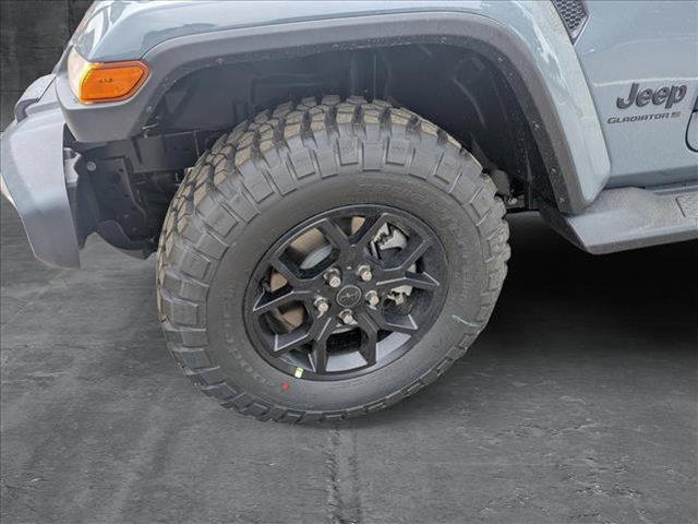 new 2025 Jeep Gladiator car, priced at $44,654