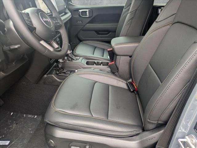 new 2025 Jeep Gladiator car, priced at $44,654