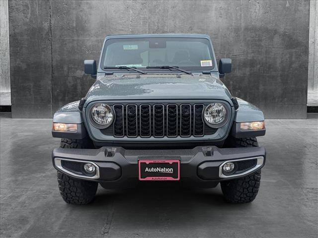 new 2025 Jeep Gladiator car, priced at $44,654