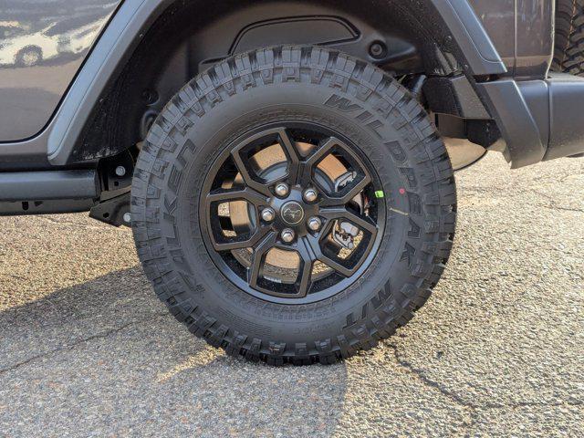 new 2025 Jeep Wrangler car, priced at $47,386