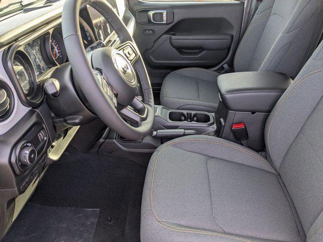 new 2025 Jeep Wrangler car, priced at $47,386