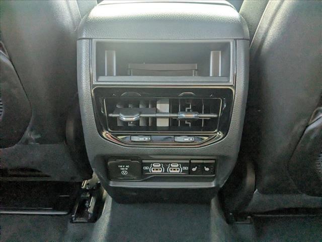 new 2025 Jeep Grand Cherokee car, priced at $53,203