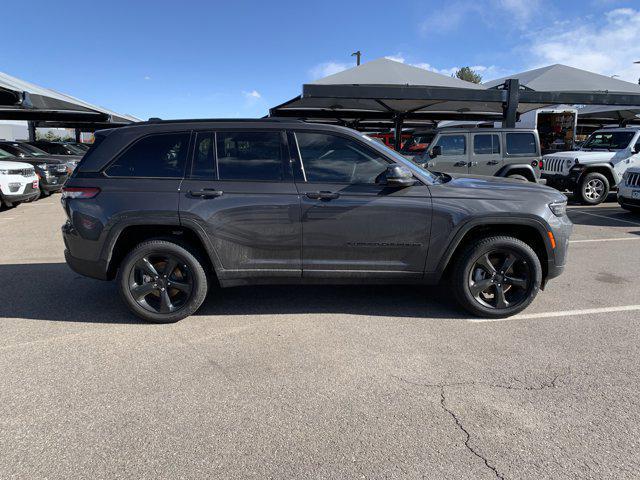 new 2024 Jeep Grand Cherokee car, priced at $48,625