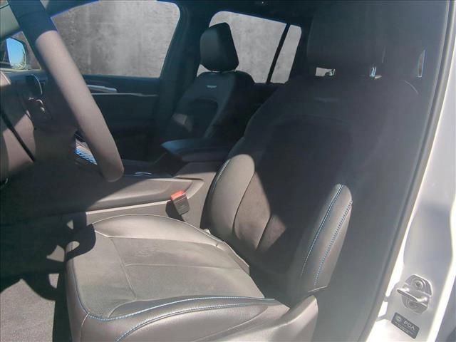 new 2025 Jeep Grand Cherokee 4xe car, priced at $63,799