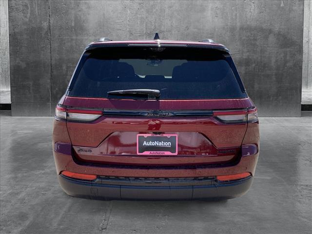 new 2025 Jeep Grand Cherokee car, priced at $53,595