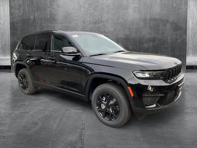 new 2025 Jeep Grand Cherokee car, priced at $44,329