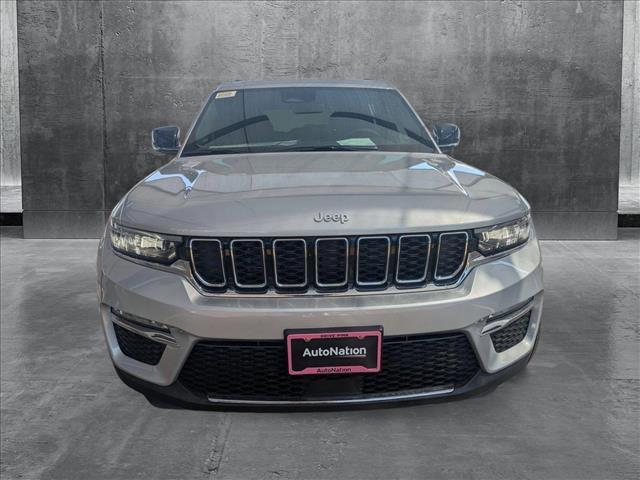 new 2025 Jeep Grand Cherokee car, priced at $44,403