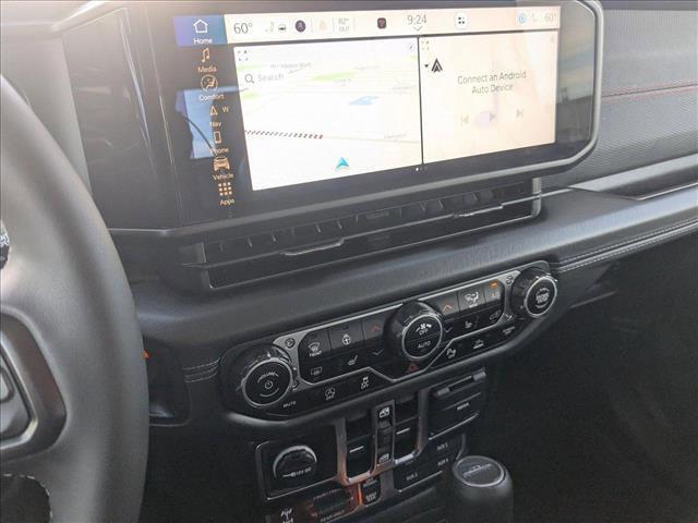new 2025 Jeep Gladiator car, priced at $54,089