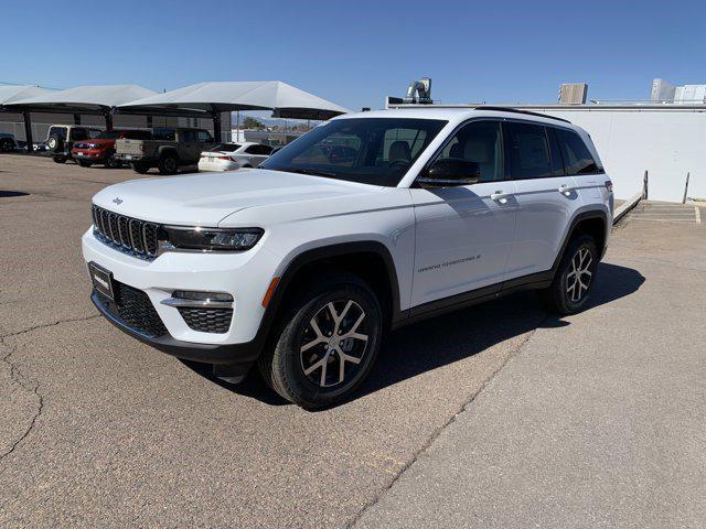 new 2025 Jeep Grand Cherokee car, priced at $44,999