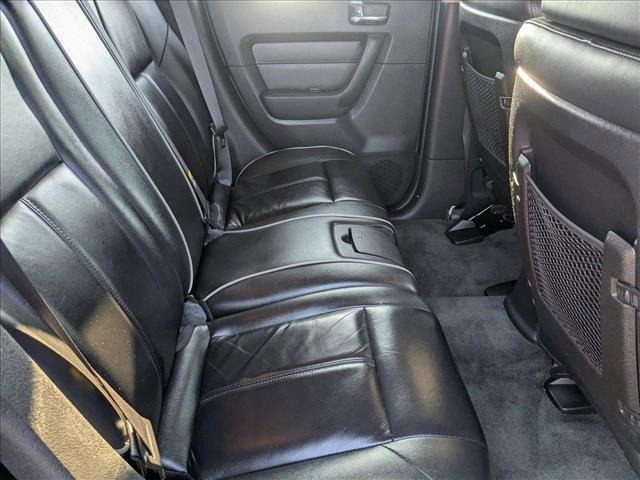 used 2006 Hummer H3 car, priced at $9,800