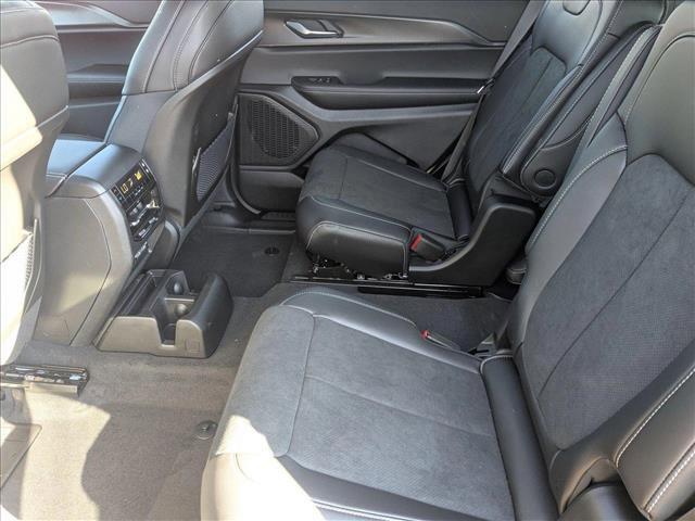 new 2025 Jeep Grand Cherokee L car, priced at $49,524