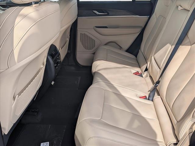 new 2025 Jeep Grand Cherokee car, priced at $43,849