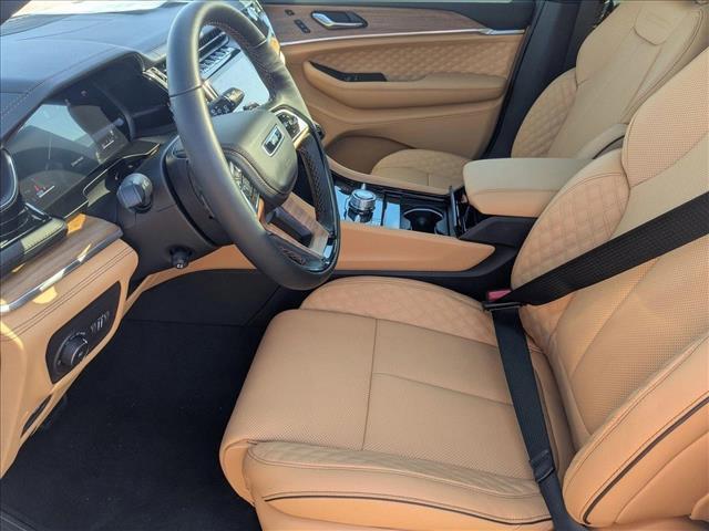 new 2025 Jeep Grand Cherokee car, priced at $61,211