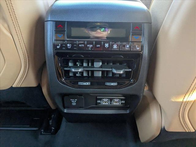 new 2025 Jeep Grand Cherokee car, priced at $61,211