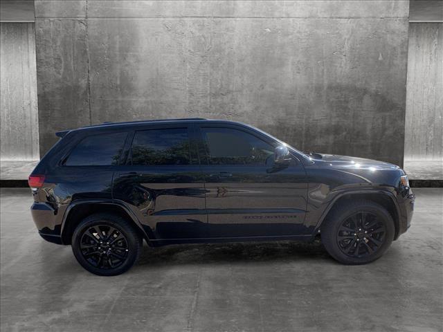 used 2017 Jeep Grand Cherokee car, priced at $17,151