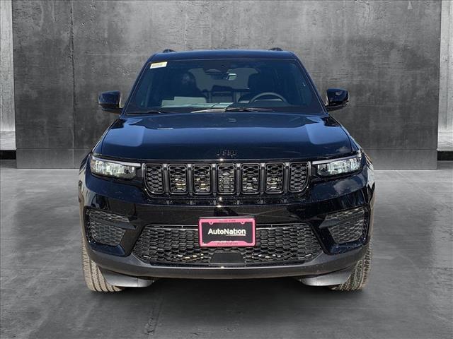 new 2025 Jeep Grand Cherokee car, priced at $42,824