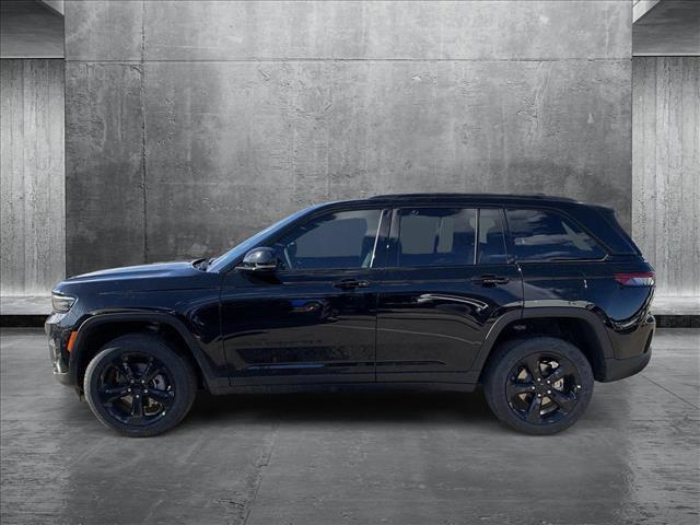 new 2025 Jeep Grand Cherokee car, priced at $42,824