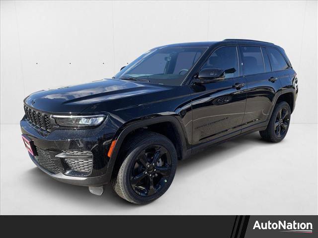 new 2025 Jeep Grand Cherokee car, priced at $44,299