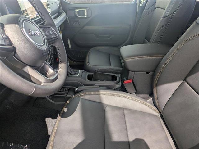 new 2025 Jeep Gladiator car, priced at $44,654