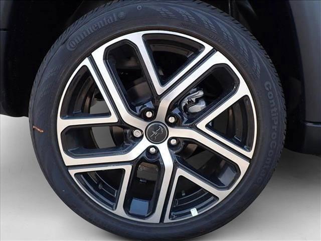 new 2025 Jeep Compass car, priced at $33,789