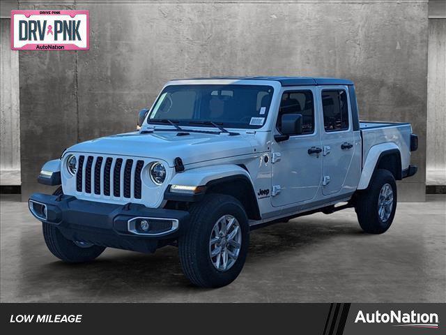 used 2023 Jeep Gladiator car, priced at $35,590