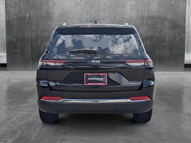 new 2025 Jeep Grand Cherokee car, priced at $48,000