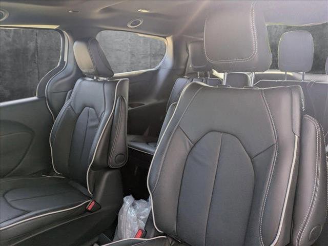new 2025 Chrysler Pacifica Hybrid car, priced at $56,879