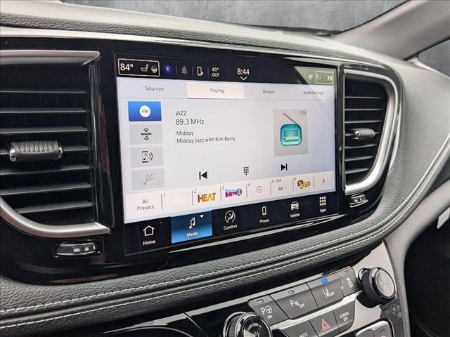 new 2025 Chrysler Pacifica Hybrid car, priced at $56,879
