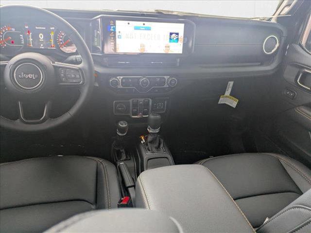 new 2025 Jeep Gladiator car, priced at $42,404