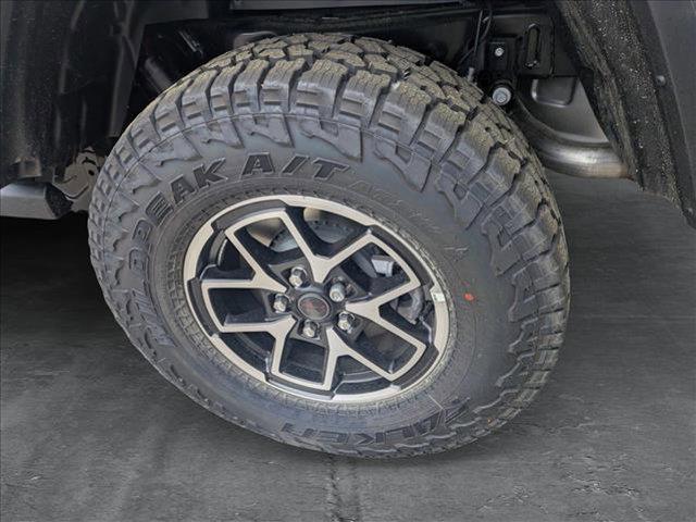 new 2025 Jeep Gladiator car, priced at $44,654