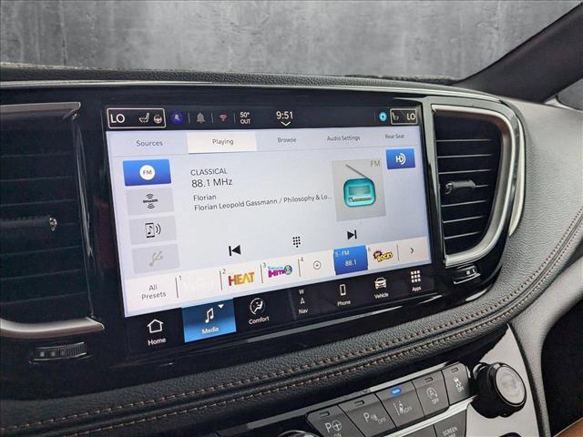 new 2025 Chrysler Pacifica car, priced at $59,024