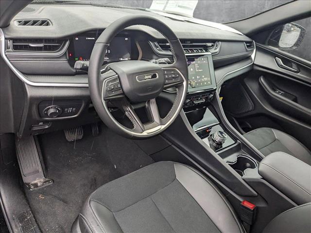 new 2025 Jeep Grand Cherokee car, priced at $44,799