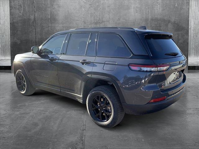 new 2025 Jeep Grand Cherokee car, priced at $41,979