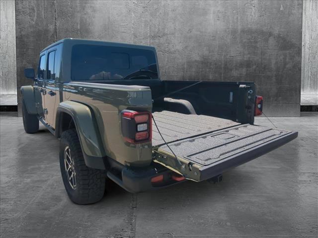new 2025 Jeep Gladiator car, priced at $50,894