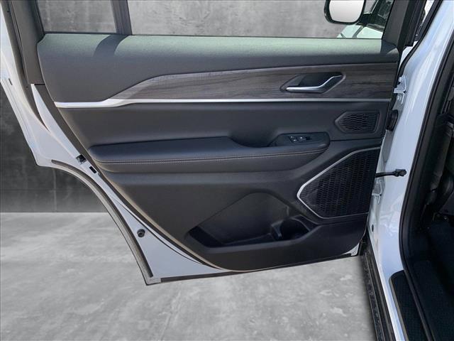 new 2025 Jeep Grand Cherokee L car, priced at $53,409