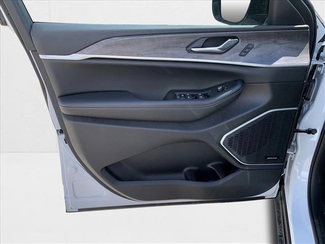 new 2025 Jeep Grand Cherokee L car, priced at $50,299