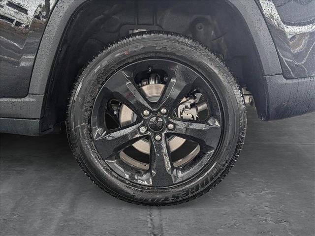 new 2025 Jeep Grand Cherokee car, priced at $46,799