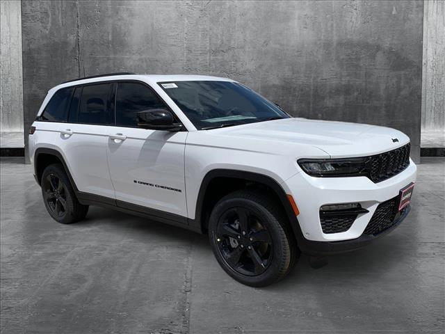 new 2025 Jeep Grand Cherokee car, priced at $53,000