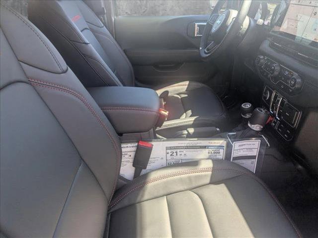 new 2025 Jeep Wrangler car, priced at $55,659