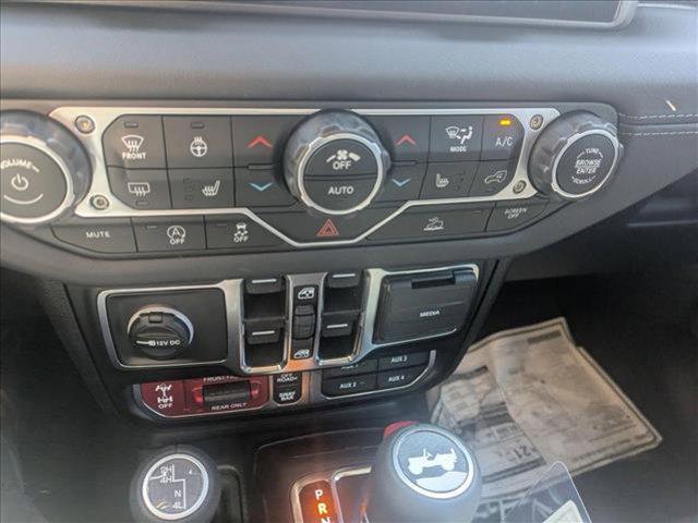 new 2025 Jeep Wrangler car, priced at $55,659