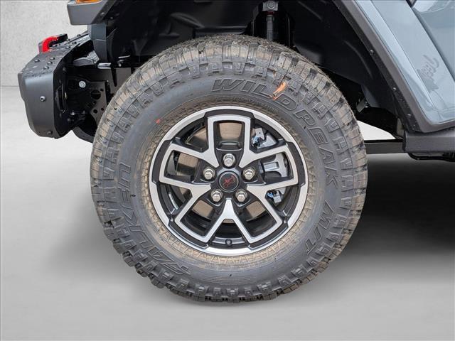 new 2025 Jeep Gladiator car, priced at $56,184