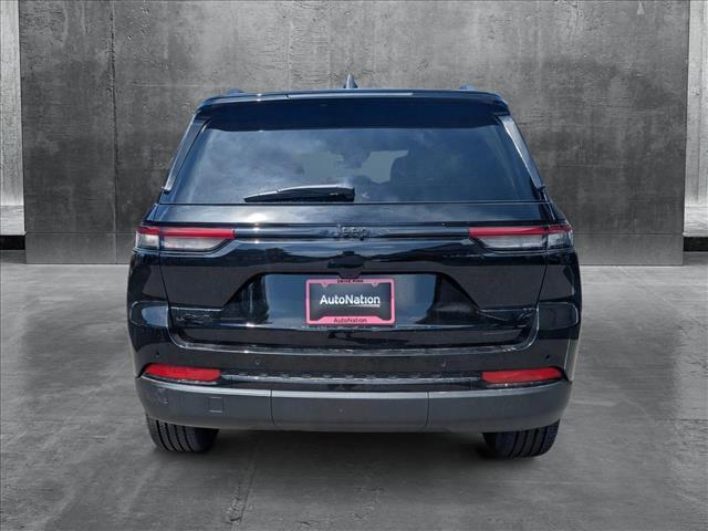 new 2025 Jeep Grand Cherokee car, priced at $45,799