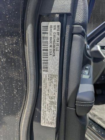 new 2025 Jeep Grand Cherokee car, priced at $45,799