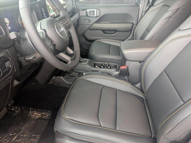 new 2025 Jeep Gladiator car, priced at $44,654
